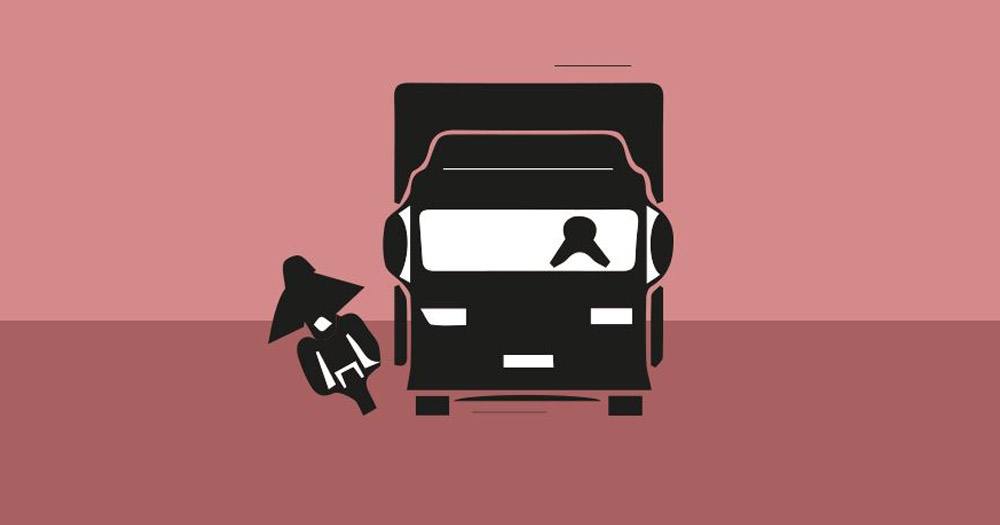 পার্বতীপুরে ট্রাকচাপায় ২ শ্রমিক নিহত, ট্রাকে আগুন