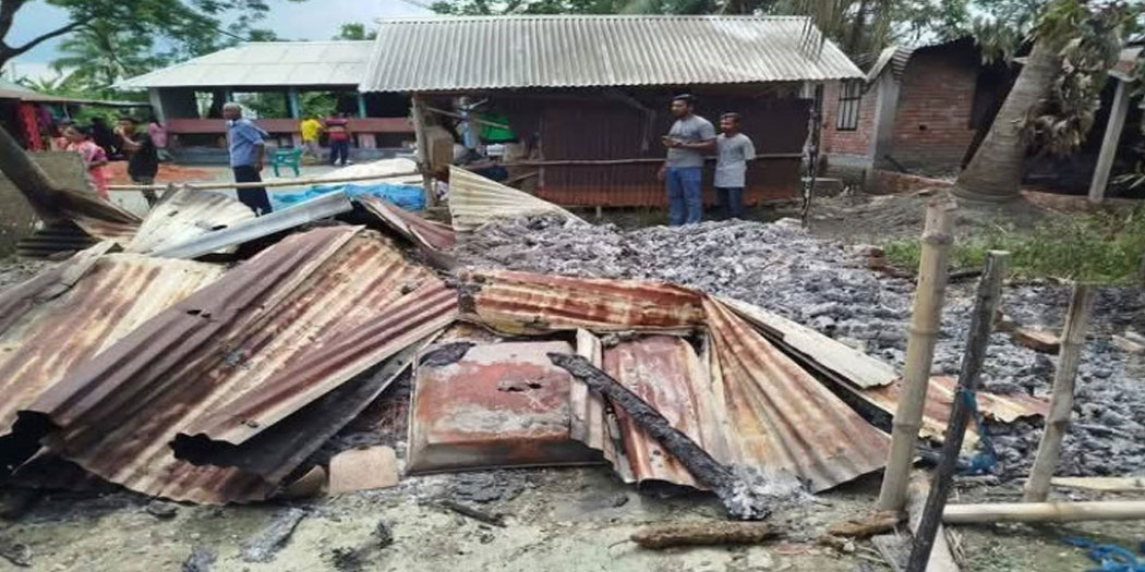 যশোরে মতুয়া সম্প্রদায়ের বাড়িঘরে হামলা: গ্রেপ্তার ৩