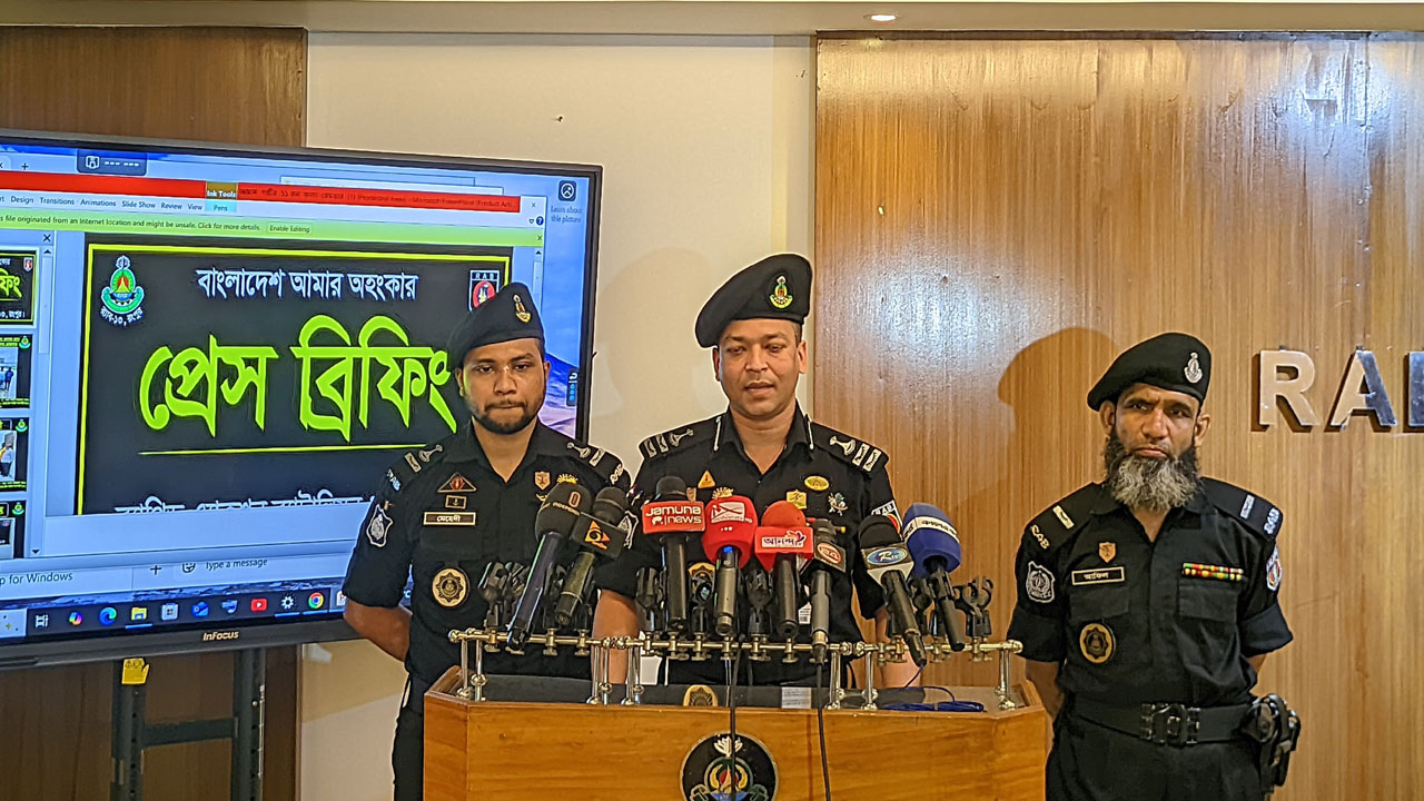 রংপুরে অজ্ঞান পার্টির মূলহোতাসহ ১১ জন গ্রেপ্তার