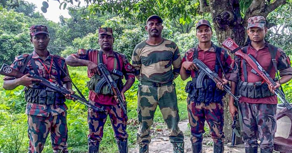 অস্ত্রসহ মাতাল বিএসএফ সদস্য বাংলাদেশে আটক