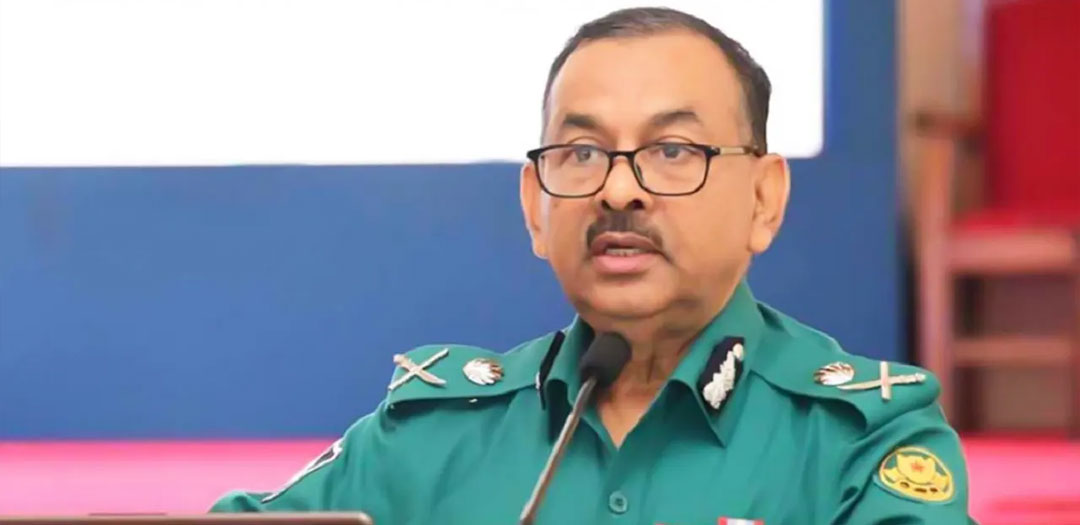 ঈদকে কেন্দ্র করে কোনো নিরাপত্তা ঝুঁকি নেই : ডিএমপি কমিশনার