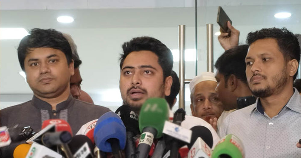 অভ্যুত্থানের প্রতি শ্রদ্ধা জানিয়ে এনসিসি গঠনে মত দেওয়ার আহ্বান জানিয়েছেন নাহিদ