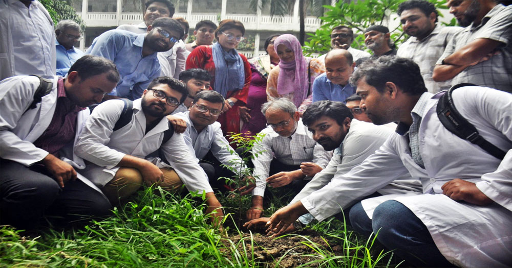 ডা. জোবাইদা রহমানের জন্মদিন উপলক্ষে ঢাকা মেডিকেল কলেজ প্রাঙ্গণে বৃক্ষরোপণ, দোয়া মাহফিল কর্মসূচি