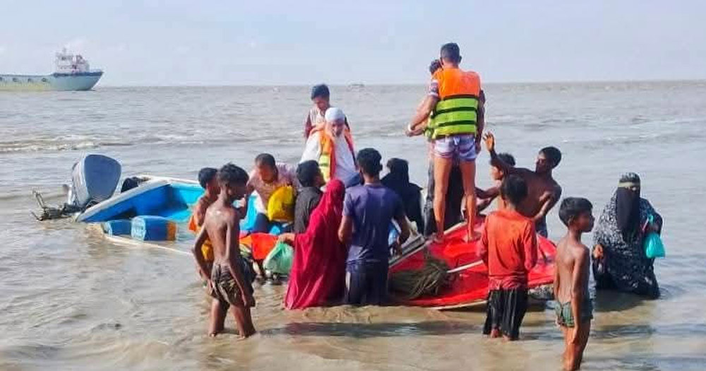 হাতিয়ার মেঘনা নদীতে স্পিডবোট ডুবি: ২৮ যাত্রী সবাই জীবিত উদ্ধার