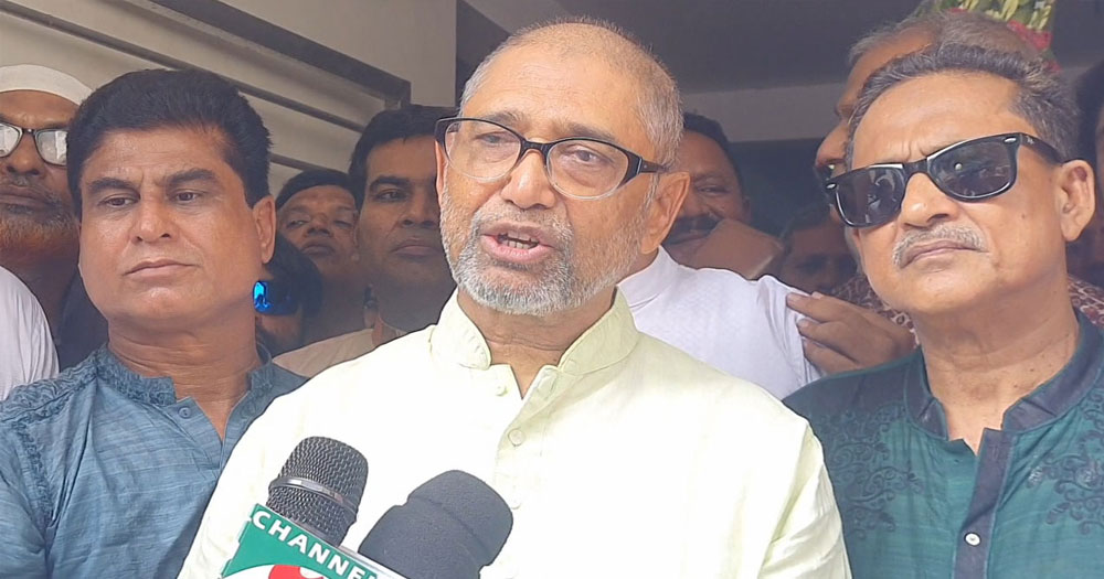 চাঁদাবাজি-দখলবাজির রাজনীতিকে না বলেছে বিএনপি: আযম খান