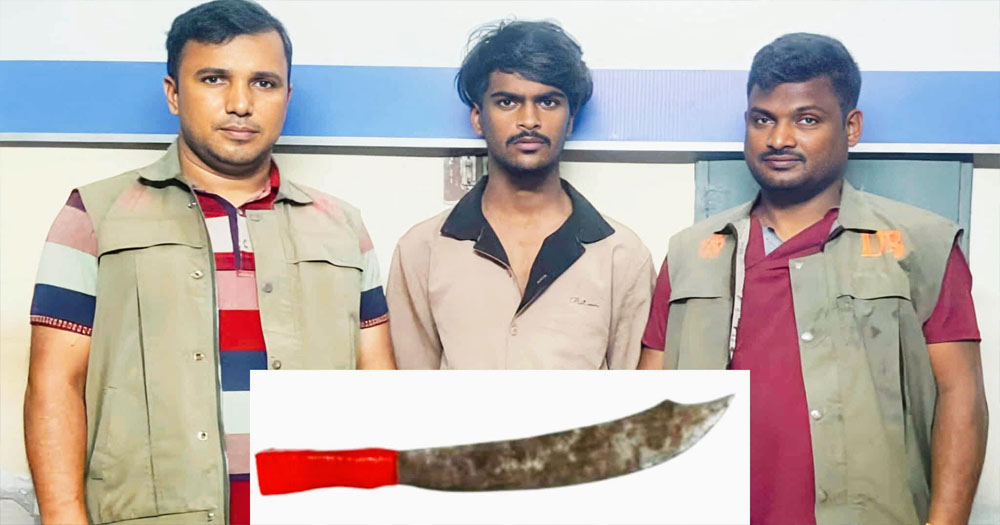 বগুড়ায় ধারালো ছোরাসহ যুবক গ্রেপ্তার