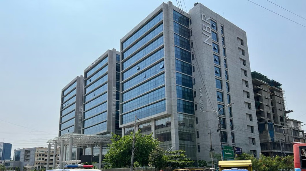 এবার এনবিআর ৩ সদস্য ও এক কমিশনার বাধ্যতামূলক অবসরে