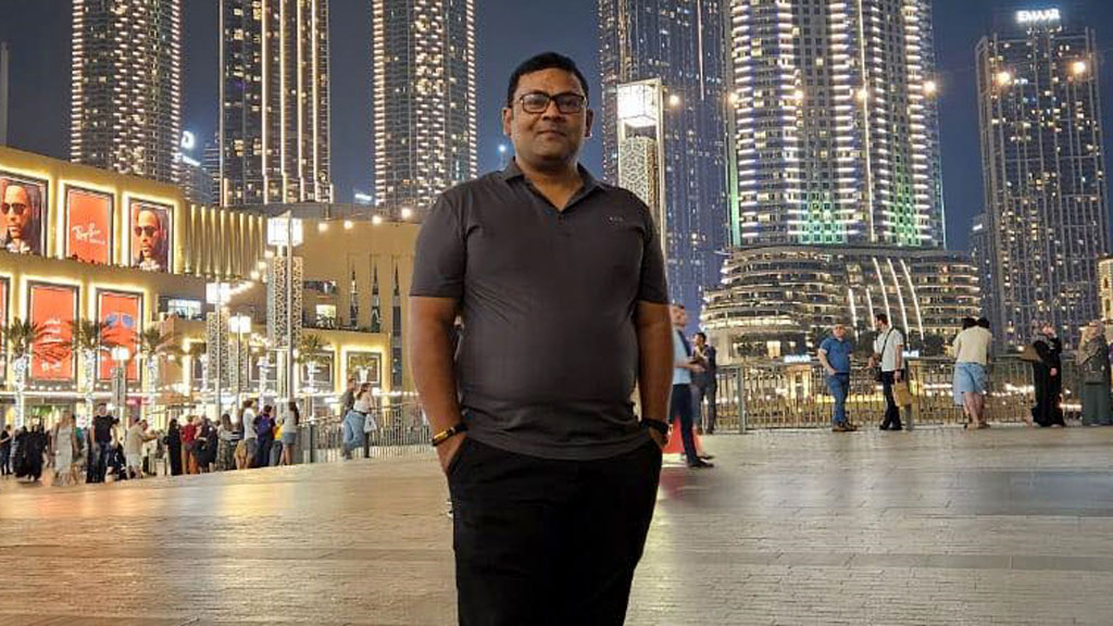 যুবলীগ নেতা রনি দুবাইয়ে, রাজশাহীতে ঘেরাও নাটক’ ফোনে বললেন: “আমাকে খুঁজে লাভ নেই”