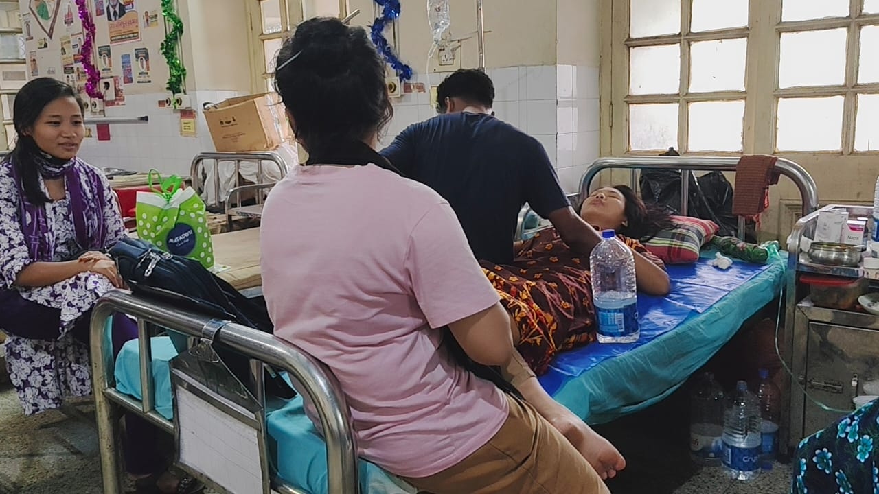 কলাবাগানে ছিনতাইকারীর ছুরিকাঘাতে এইচএসসি পরীক্ষার্থী গুরুতর আহত