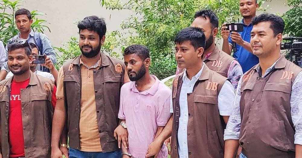 তারেক রহমানের ‘চাচাতো ভাই’ সেজে প্রতারণা, বগুড়ার এক যুবক গ্রেপ্তার