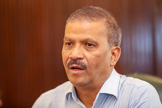 মালয়েশিয়ায় জঙ্গিবাদের সঙ্গে জড়িত তিনজন ফেরত এসেছেন, তাঁদের জিজ্ঞাসাবাদ করা হচ্ছে: আসিফ নজরুল