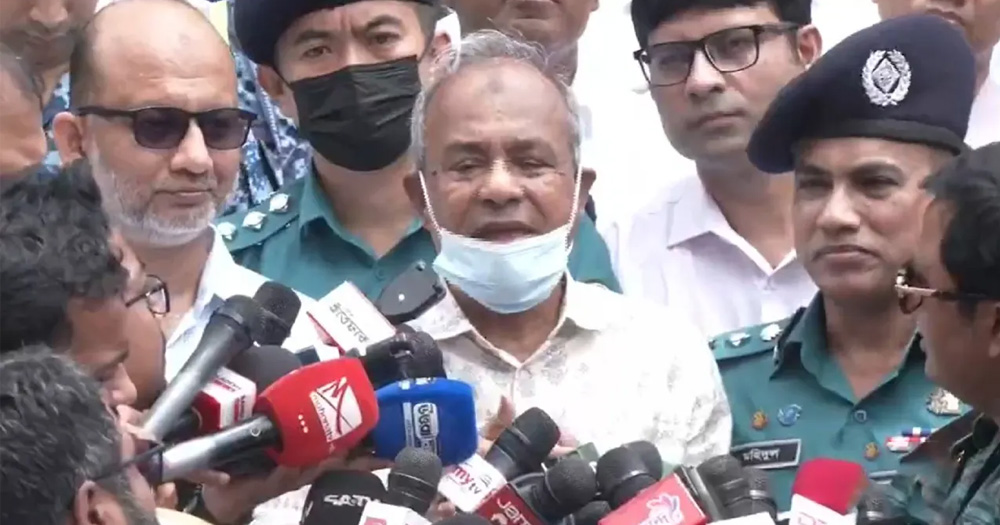 মালয়েশিয়া থেকে ফেরত আসা কেউ জঙ্গি নয় : স্বরাষ্ট্র উপদেষ্টা