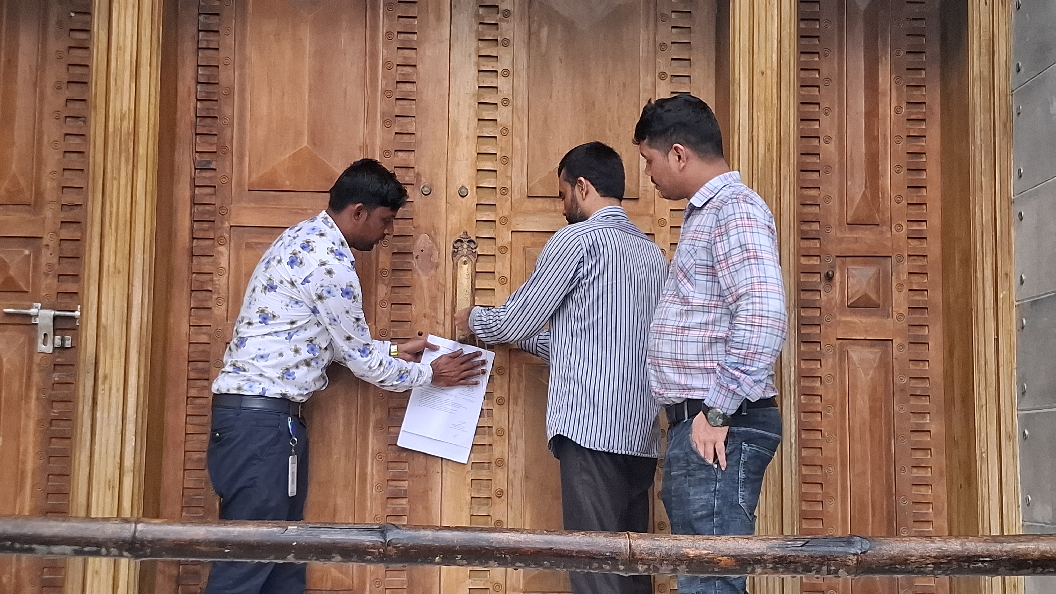 সাবেক নৌপরিবহন মন্ত্রী শাজাহান খানের মেয়ের সম্পদের হিসাব চেয়ে নোটিশ দুদকের