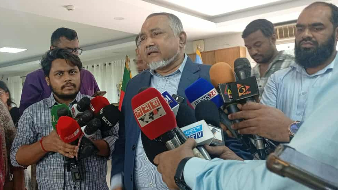 জরুরি অবস্থা জারিতে বিরোধী দলীয় নেতারও মতামত নিতে হবে : ডা. আবু তাহের