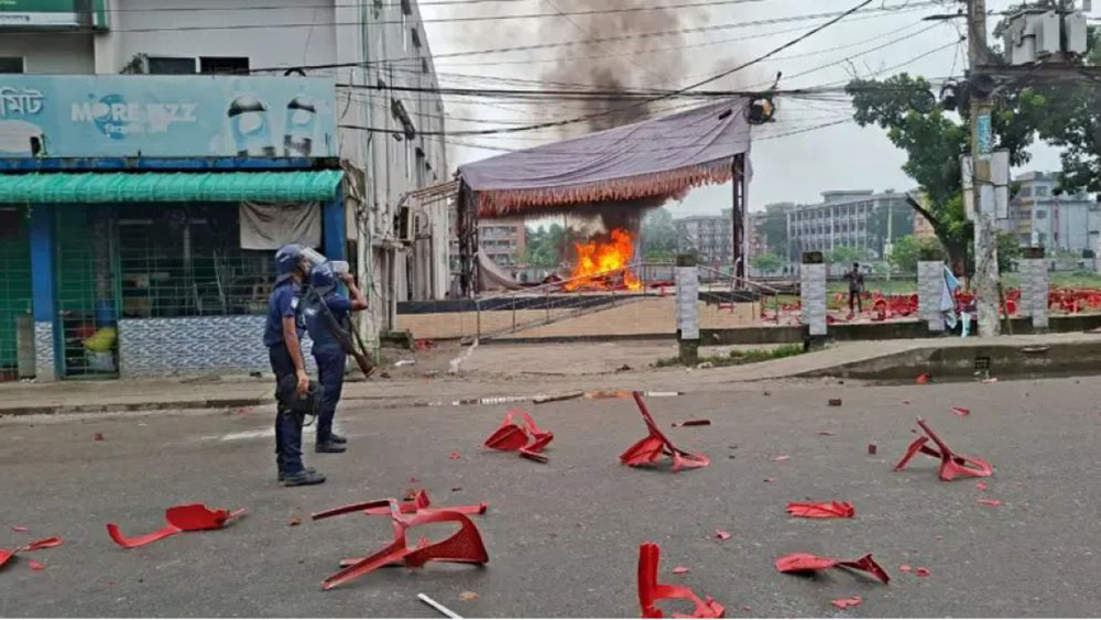 আজ রাত থেকে গোপালগঞ্জে কারফিউ জারি