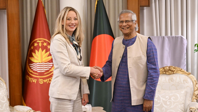 বাংলাদেশে স্টারলিংক চালু, কার্যকর সহায়তা পাওয়ায় প্রশংসা করলেন স্পেসএক্সের ভাইস প্রেসিডেন্ট