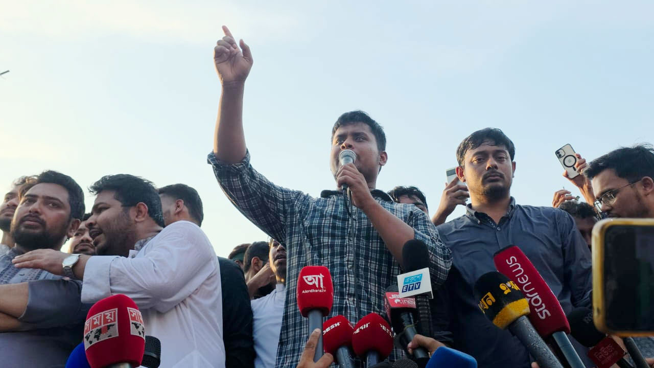 ভবিষ্যতের রাজনীতি হবে ‘উইথআউট আওয়ামী লীগ:হাসনাত আবদুল্লাহ