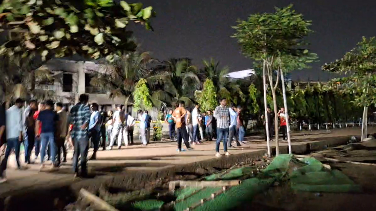 উত্তরার ঘটনায় হতাহতদের জন্য দেশের সব মসজিদে বিশেষ দোয়া আজ