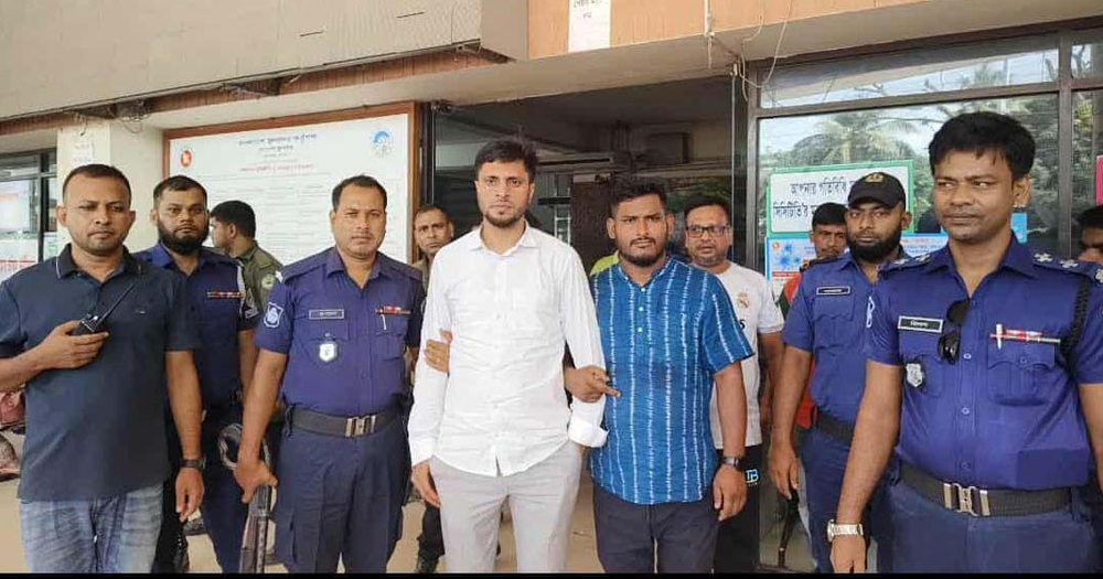 ইমিগ্রেশনে মৌলভীবাজার ছাত্রলীগের সহ-সভাপতি সামাদ আটক