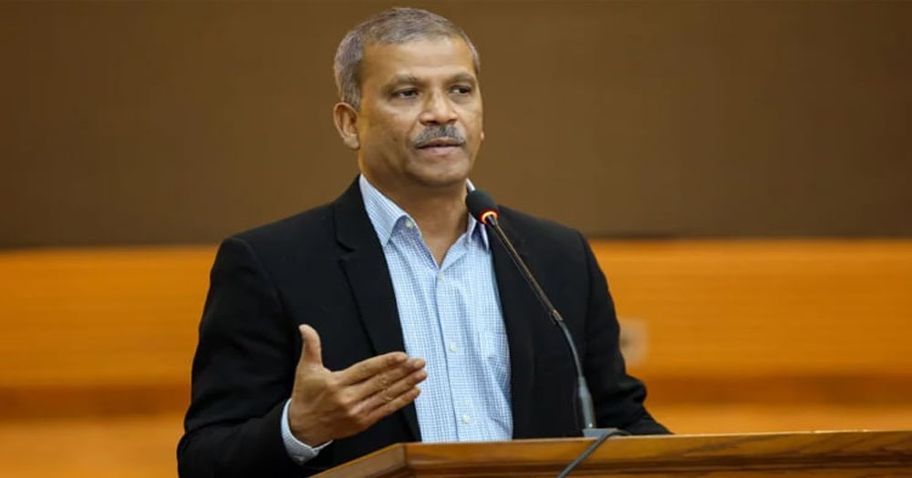 মাইলস্টোনের ছাত্র, শিক্ষক ও অভিভাবকদের সমন্বয়ে কন্ট্রোল রুম খোলা হয়েছে: আইন উপদেষ্টা