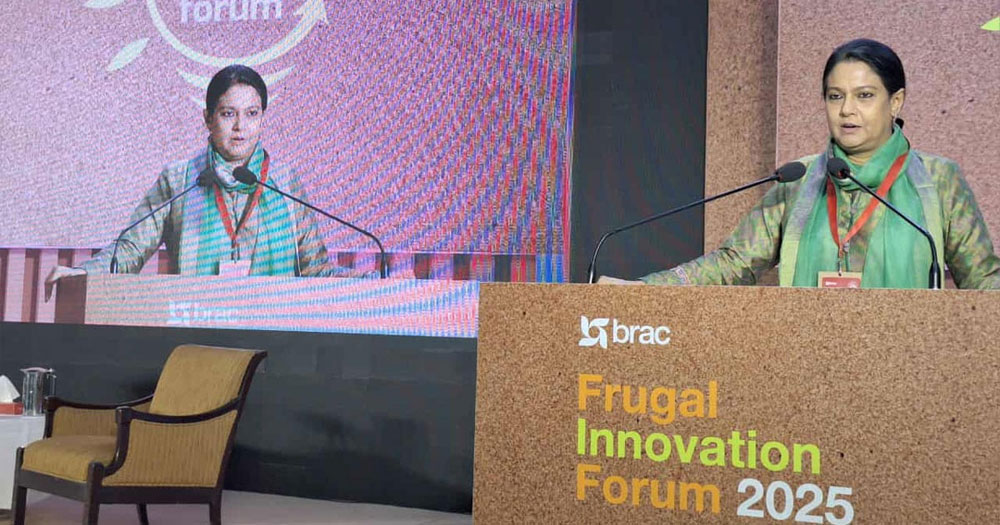 শুধু অভিযোজন নয়, দরকার বিশ্বব্যাপী নির্গমন হ্রাস: পরিবেশ উপদেষ্টা