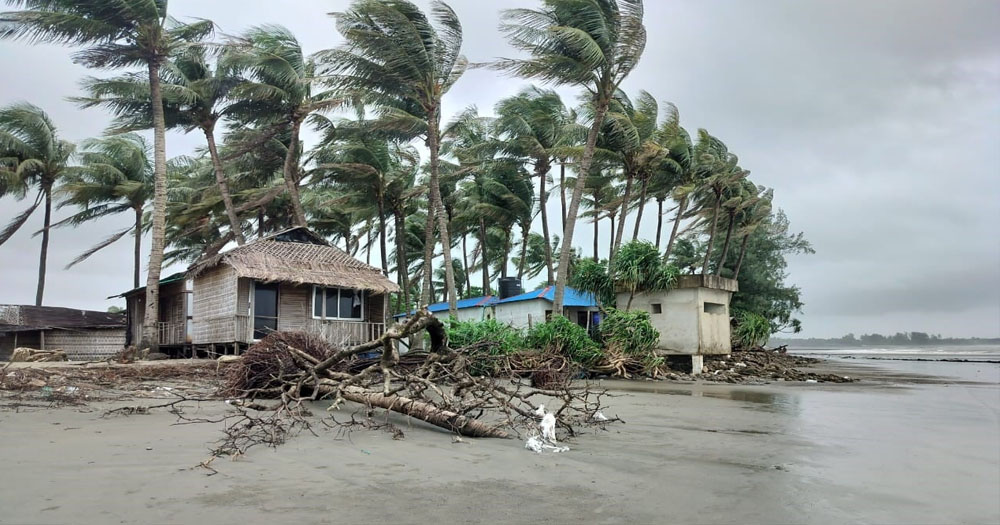 জোয়ারের আঘাতে লন্ডভন্ড সেন্ট মার্টিন, প্লাবিত শতাধিক বসতি