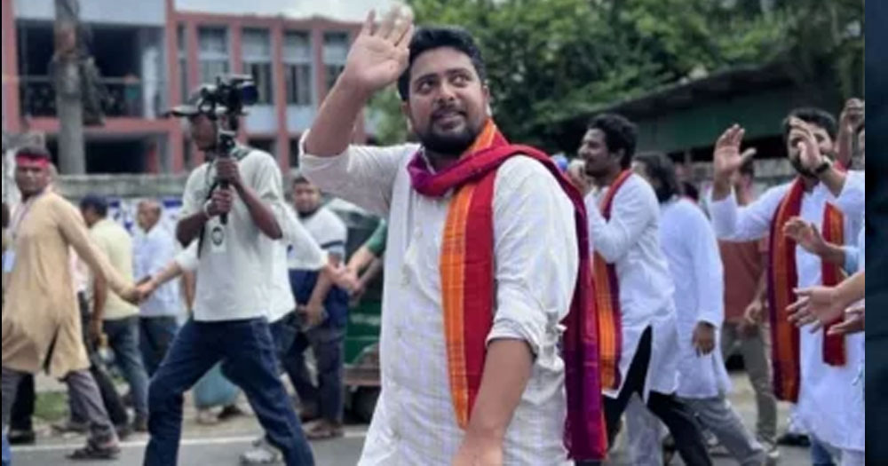 নিজেদের চাঁদাবাজি ঢাকতে তরুণদের দায় দিচ্ছে বিএনপি: নাহিদ ইসলাম