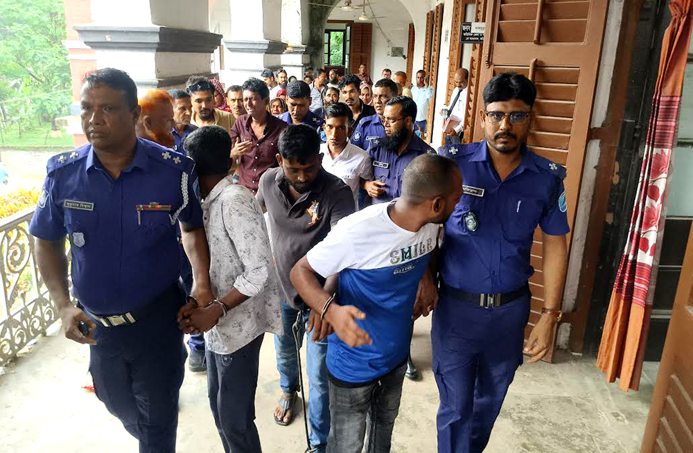 ফরিদপুরে ইজিবাইক চালককে হত্যার দায়ে পাঁচজনের মৃত্যুদন্ডের আদেশ