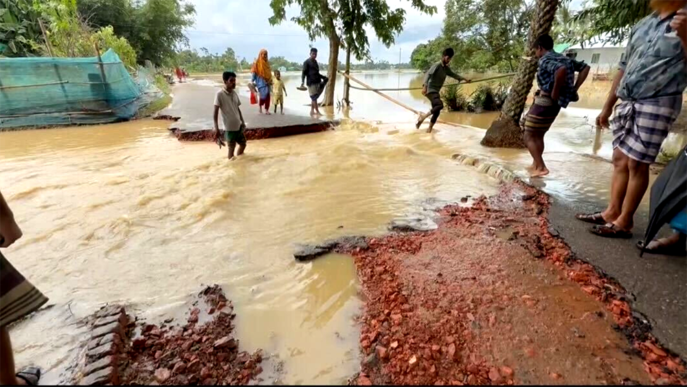 চার জেলায় বন্যার আশঙ্কা