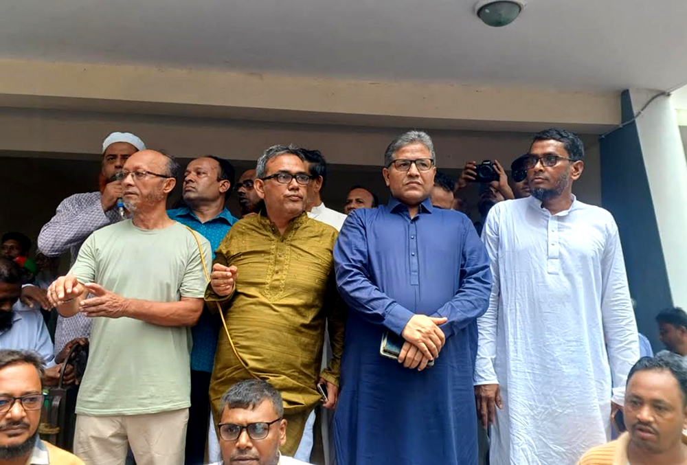বাংলাদেশের নির্বাচকে বাধাগ্রস্থ করতে এখনো ষড়যন্ত্র চলছে- শহিদুল ইসলাম বাবুল