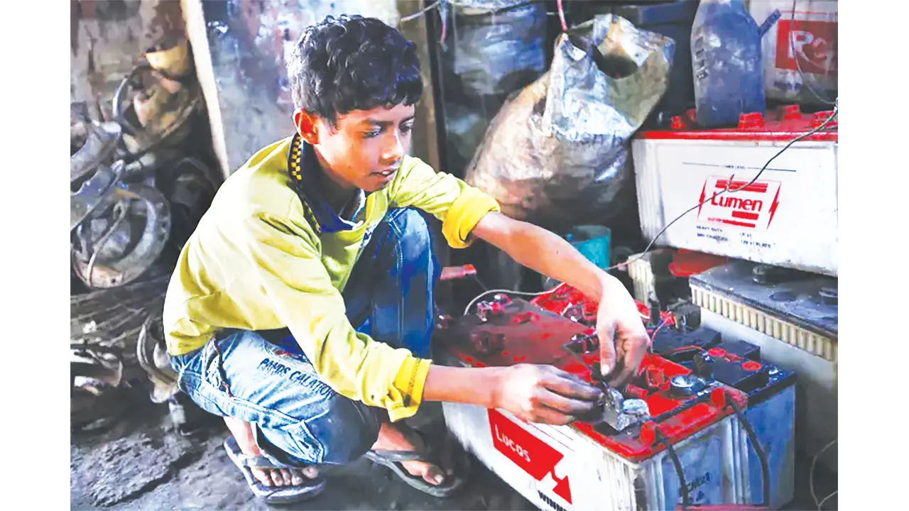 ঢাকার ৯৮ শতাংশ শিশুর রক্তে মাত্রাতিরিক্ত সীসা: গবেষণা