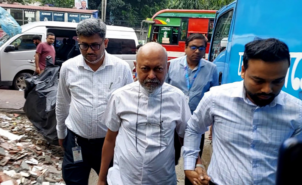 দুর্নীতির মামলায় সাবেক ভিসি কলিমউল্লাহ কারাগারে