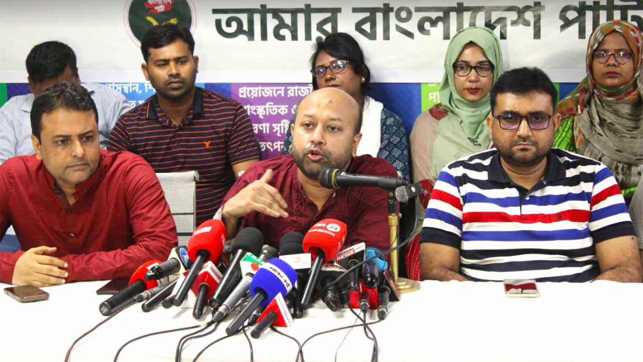 জুলাই ঘোষণাপত্র যথেষ্ট দায়সারা   মনে হয়েছে :  ব্যারিস্টার ফুয়াদ