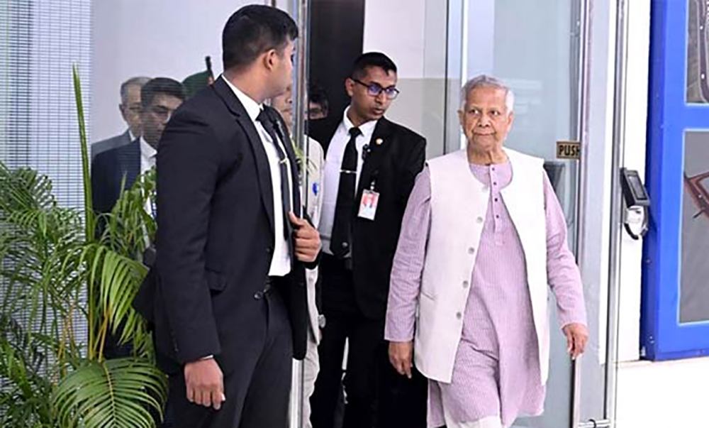 প্রধান উপদেষ্টার একবছরে ১১ দেশ সফর; কি পেল বাংলাদেশ