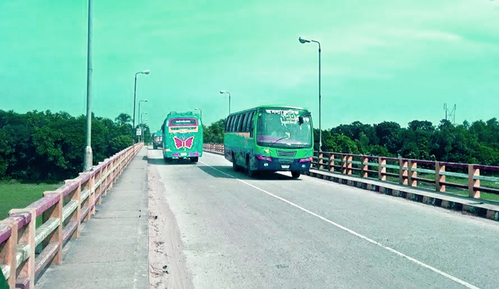 নির্মাণ ব্যয়ের ৪ গুণ টাকা উঠলেও  টোলমুক্ত হয়নি ফকির মজনু শাহ্ সেতু