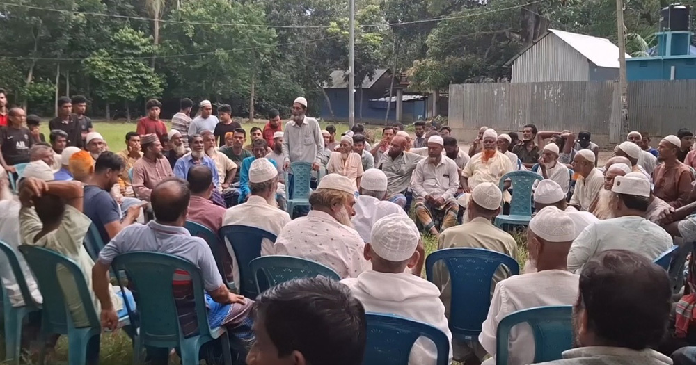 মাদারীপুরে চুরি-ডাকাতি ও ছিনতাই প্রতিরোধে ঐক্যবদ্ধ গ্রামবাসী