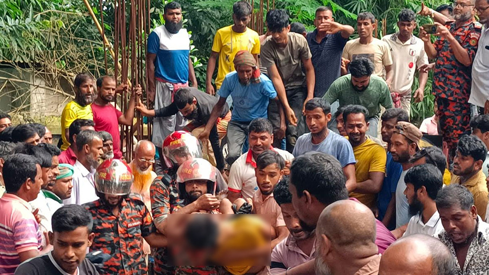 পাবনায় সেপটিক ট্যাংকে আটকা পড়ে দুই নির্মাণ শ্রমিকের মৃত্যু