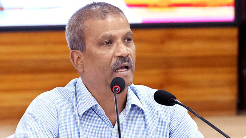 নির্দিষ্ট কোম্পানির ওষুধ কিনতে রোগীদের বাধ্য করা হয়: আইন উপদেষ্টা