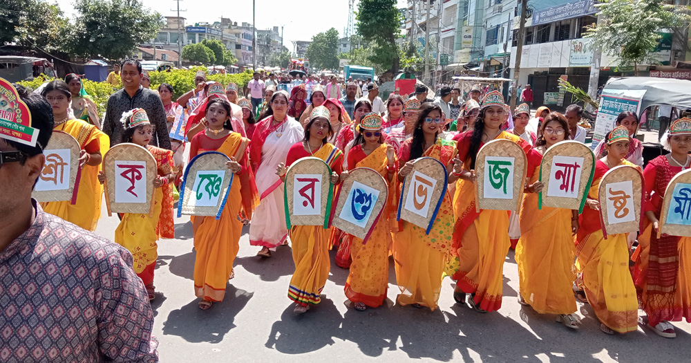 দেশের সর্ববৃহৎ আশ্রম পাটবাড়ীতে শ্রীকৃষ্ণের জন্মাষ্টমী উদযাপন