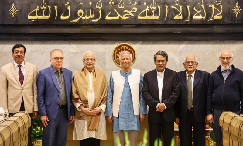 প্রধানমন্ত্রী হলে থাকা যাবে না দলীয় প্রধানের পদে, জুলাই সনদের খসড়ায় আরও যা আছে