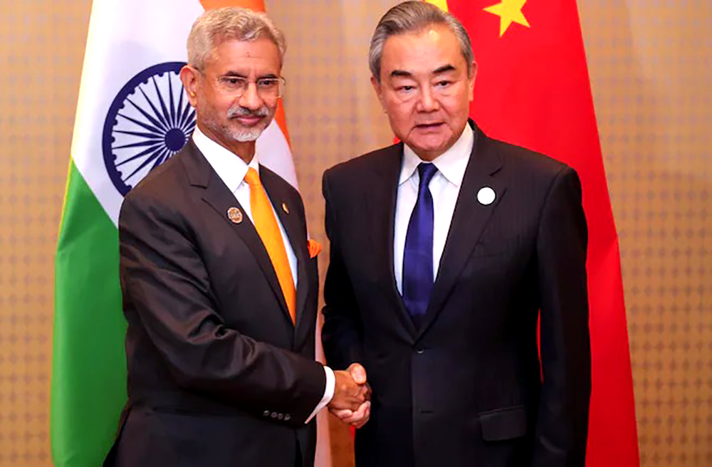 ভারত-চীন বৈঠক: মতপার্থক্য যেন বিবাদে না হয়, বললেন জয়শঙ্কর