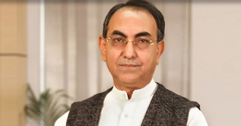 চোখের চিকিৎসায় ব্যাংকক গেলেন মির্জা আব্বাস