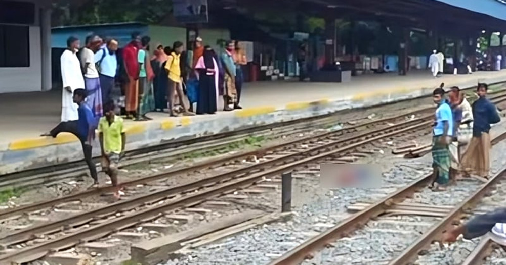 উল্লাপাড়া রেলওয়ে স্টেশনে পড়ে ছিল যুবকের লাশ