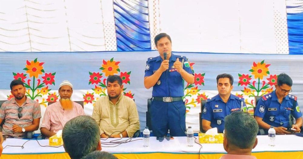 সড়কে শৃঙ্খলা ফেরাতে হাইওয়ে পুলিশের বৈঠক