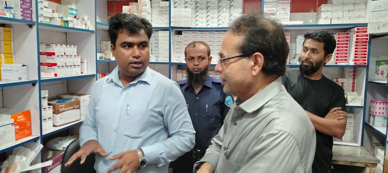 চাঁদপুরে মেয়াদোত্তীর্ণ  রিএজেন্টসহ হাসপাতালকে জরিমানা