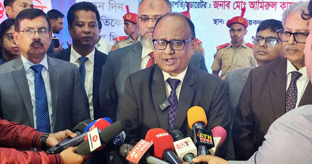 নির্বাচনে কালো টাকা ব্যবহারকারীদের প্রত্যাখ্যানের আহ্বান দুদক চেয়ারম্যানের