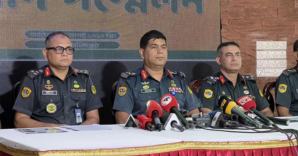 জঙ্গিসহ ৭০০ আসামি এখনো পলাতক : কারা অধিদপ্তর