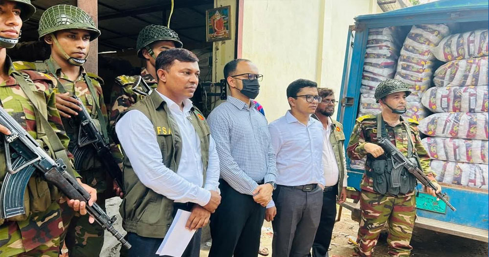 গুদামে ভেজাল পণ্য রাখায় জরিমানা
