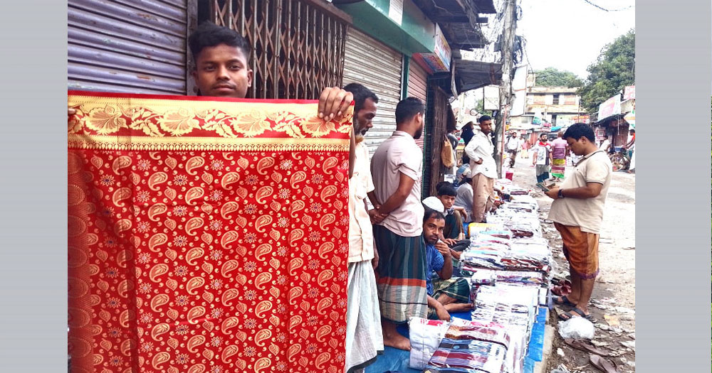 তাঁতবস্ত্র রফতানিতে বাধা, বেকার লাখো তাঁতী