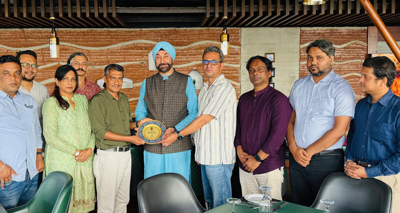বৈশ্বিক তাপমাত্রা বৃদ্ধির ফলে ঝুঁকিপূর্ণ দেশ হিসেবে বাংলাদেশকে বৈশ্বিক পরিসরে আরও কথা বলতে হবে : হারজিত সিং